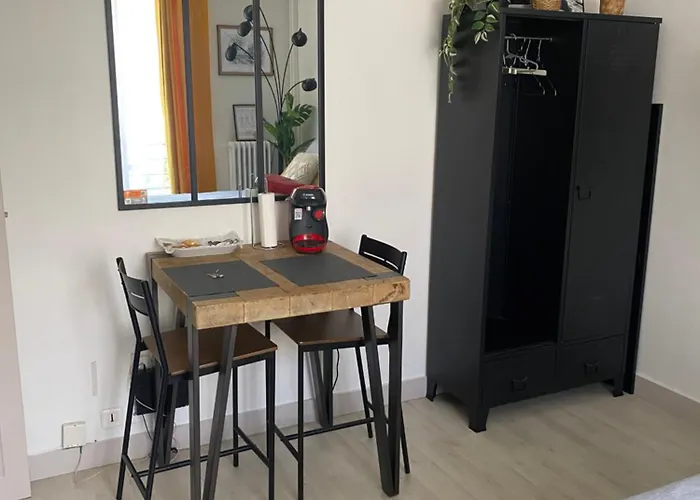 Emplacement Exceptionnel Et Rare Paris Suresnes Longchamp