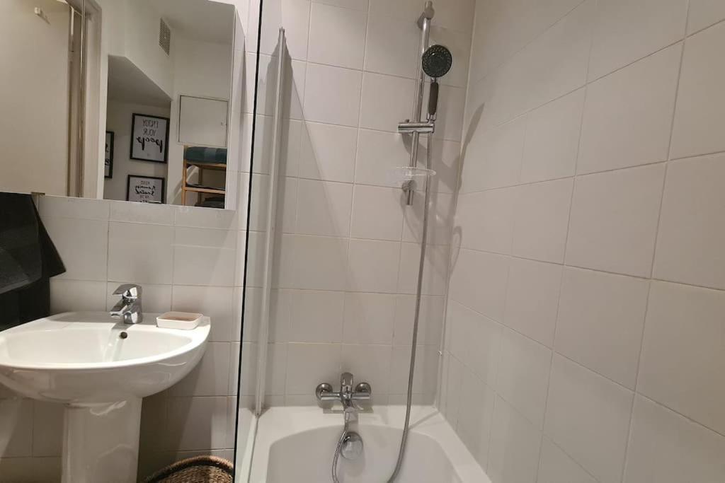 Apartment Emplacement Exceptionnel Et Rare Paris Longchamp