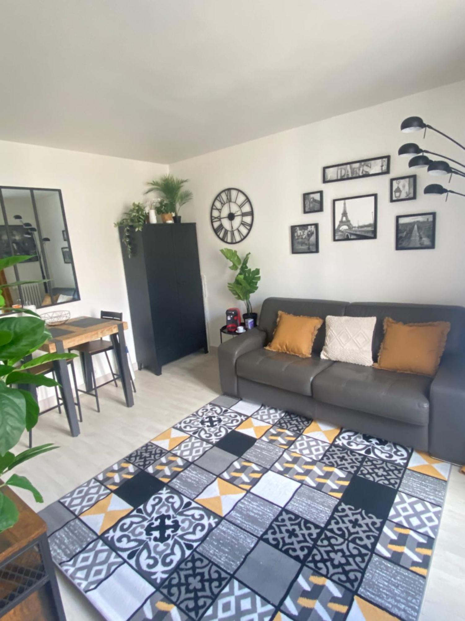 Emplacement Exceptionnel Et Rare Paris Longchamp Suresnes