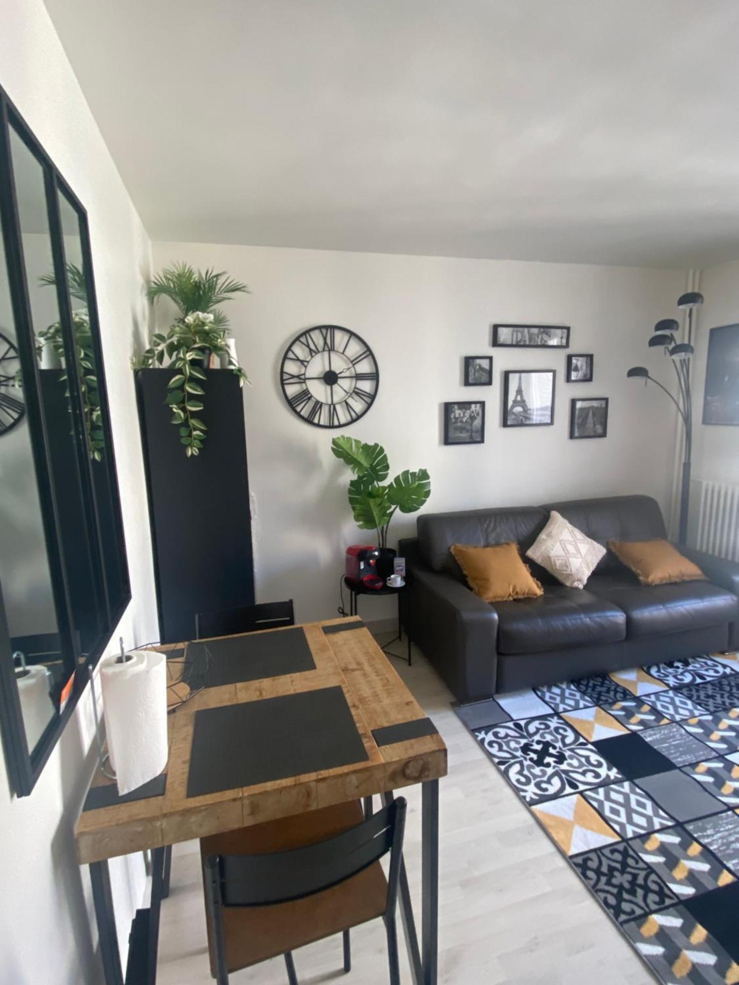 Emplacement Exceptionnel Et Rare Paris Longchamp Suresnes